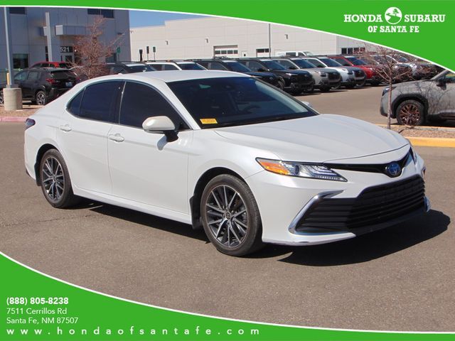 2022 Toyota Camry Hybrid