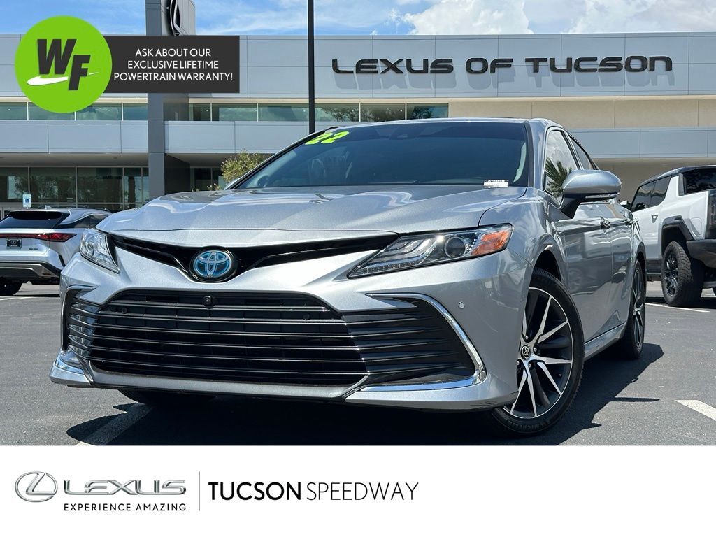 2022 Toyota Camry Hybrid