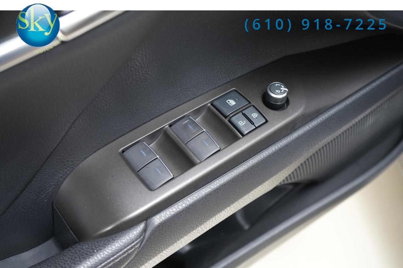 2022 Toyota Camry Hybrid XLE West Chester PA