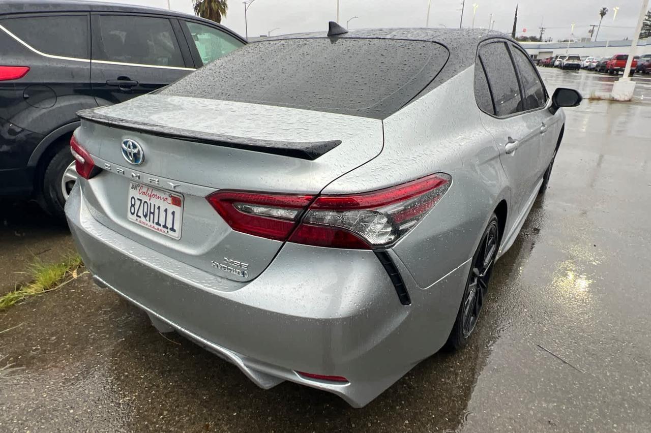 2022 Toyota Camry Hybrid XSE