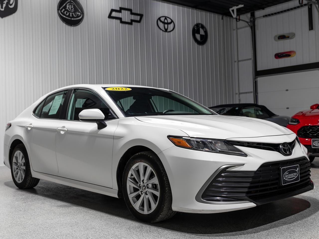 2022 Toyota Camry LE AWD