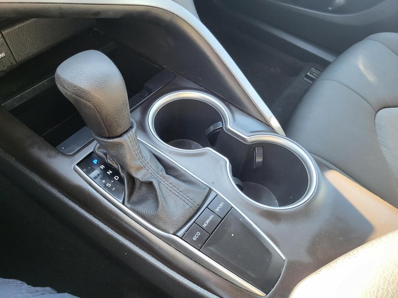 2022 Toyota Camry LE Auto (Natl) Beeville TX