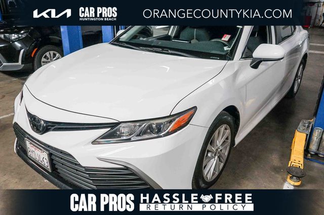 2022 Toyota Camry LE