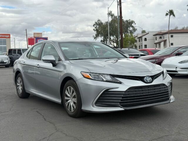 2022 Toyota Camry LE Hybrid