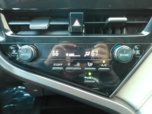 2022 Toyota Camry LE Plano TX