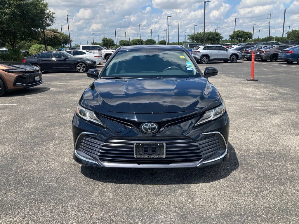 2022 Toyota Camry LE