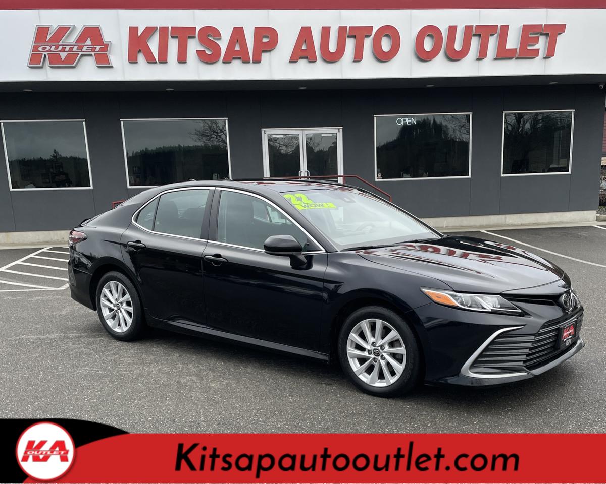 2022 Toyota Camry LE Sedan 4D
