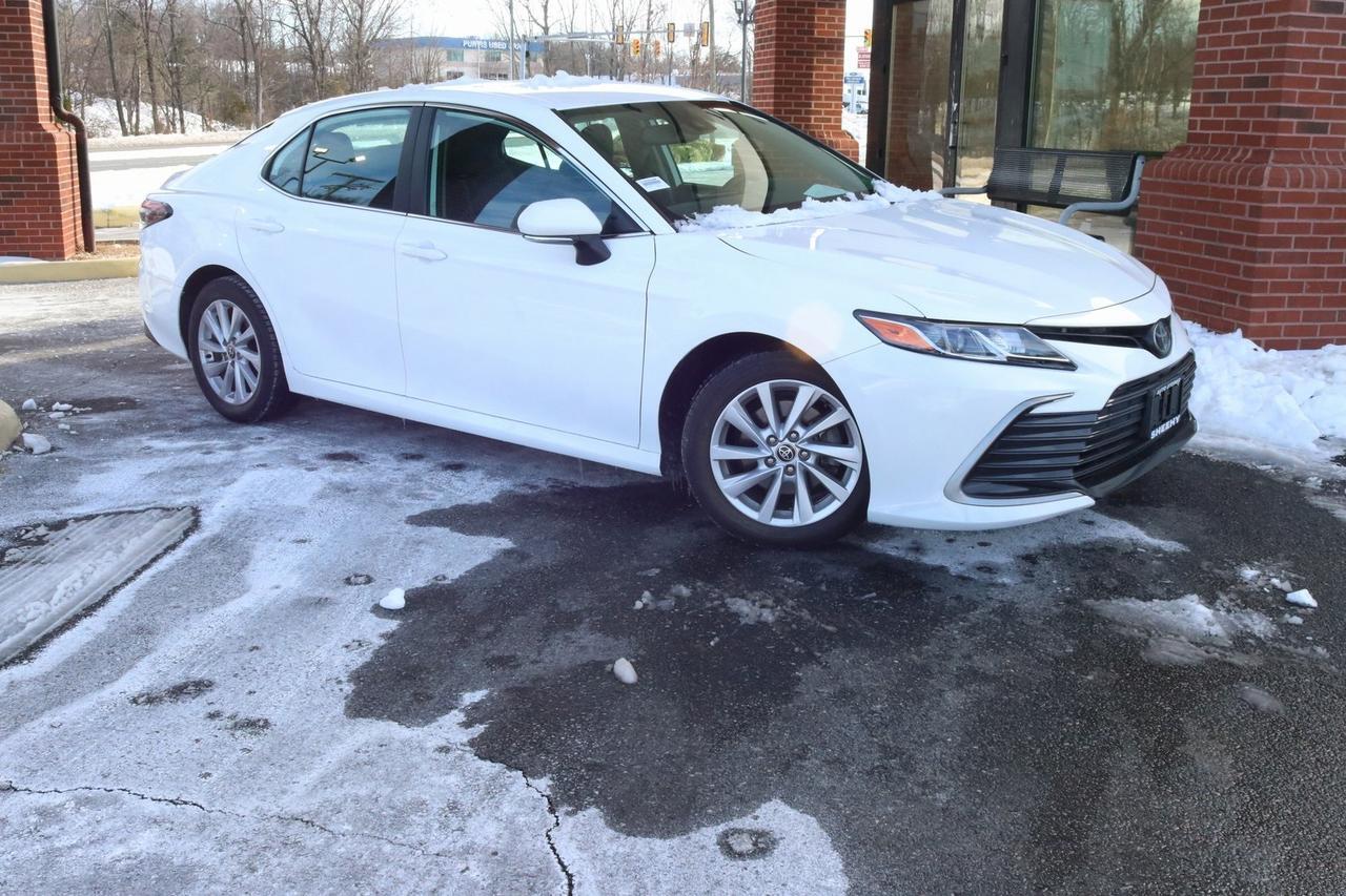 2022 Toyota Camry LE