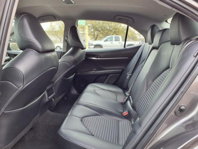 2022 Toyota Camry SE  TX