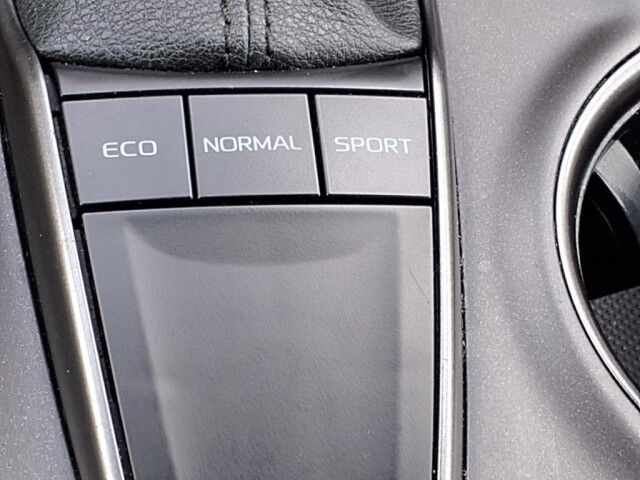 2022 Toyota Camry SE  TX