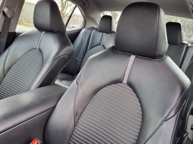 2022 Toyota Camry SE  TX