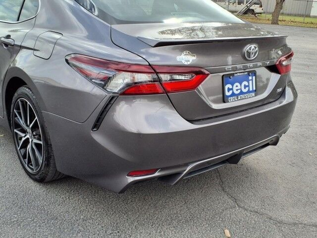 2022 Toyota Camry SE  TX