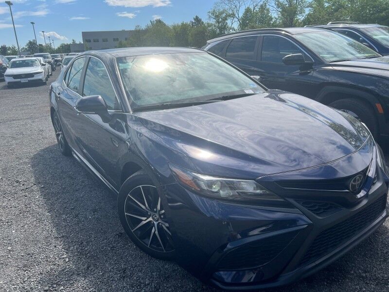 2022 Toyota Camry SE Arlington VA