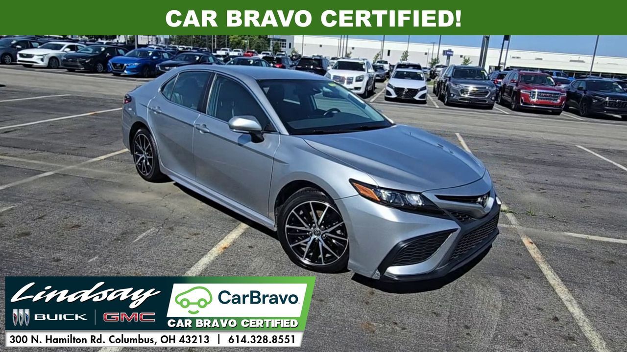 2022 Toyota Camry SE