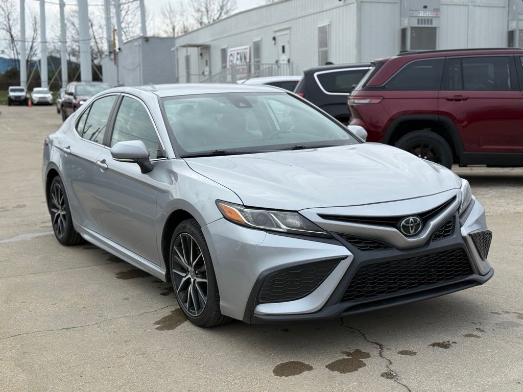 2022 Toyota Camry SE Crestwood KY