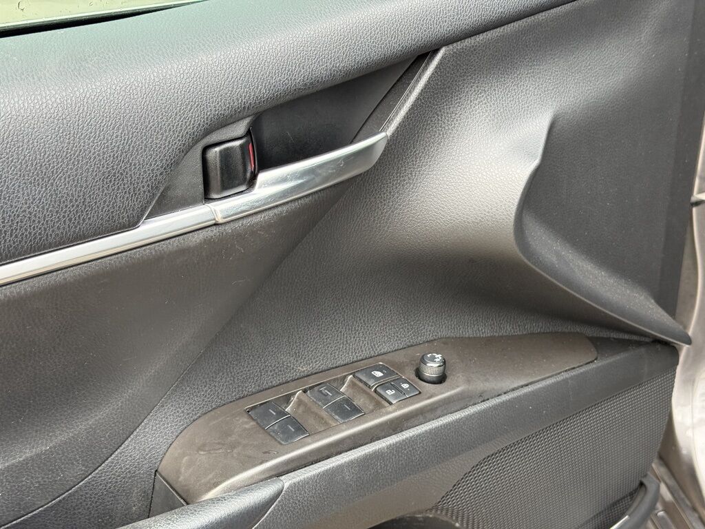 2022 Toyota Camry SE Crestwood KY