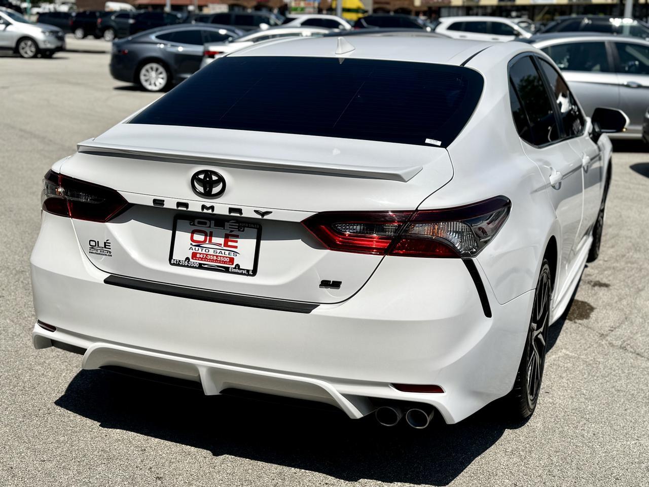 2022 Toyota Camry SE Elmhurst IL