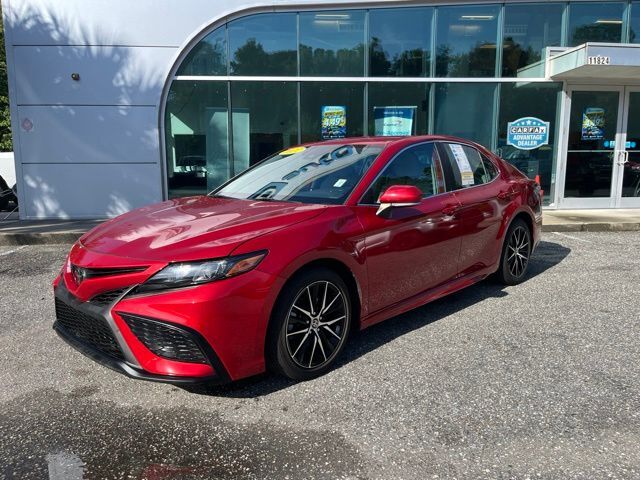 2022 Toyota Camry SE