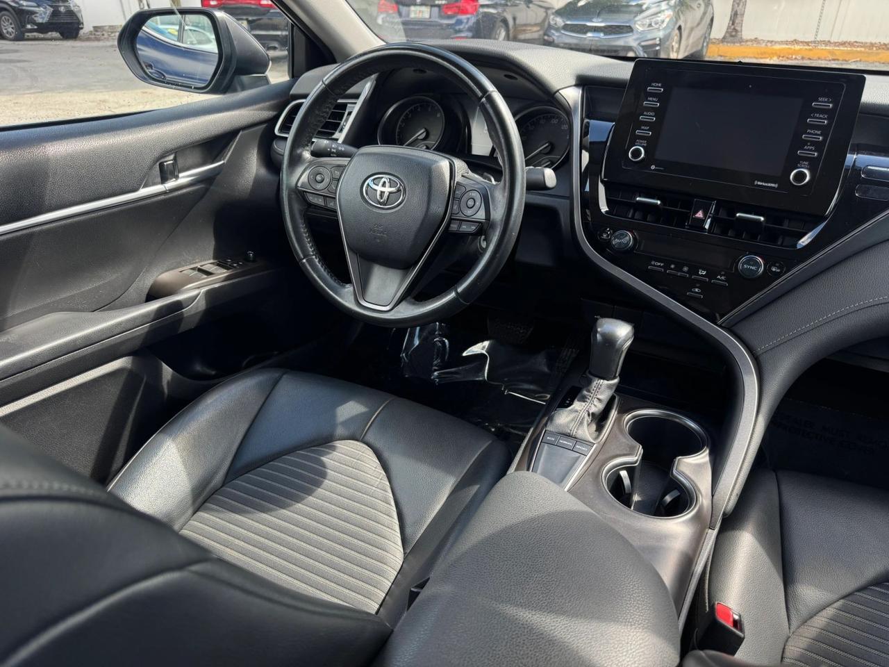 2022 Toyota Camry SE Miami FL