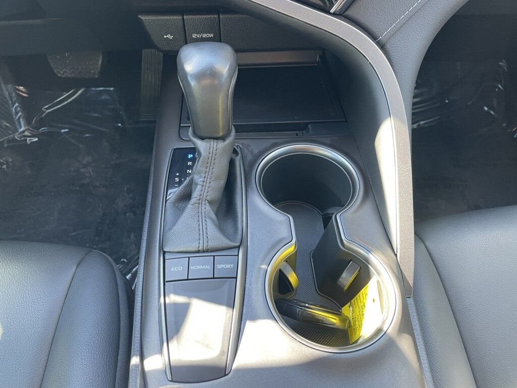 2022 Toyota Camry SE NIGHTSHADE EDITION~1 OWNER, CLEAN CARFAX~ONLINE FINANCE AND SHIPPING AVAILABLE!!!!! Sarasota FL