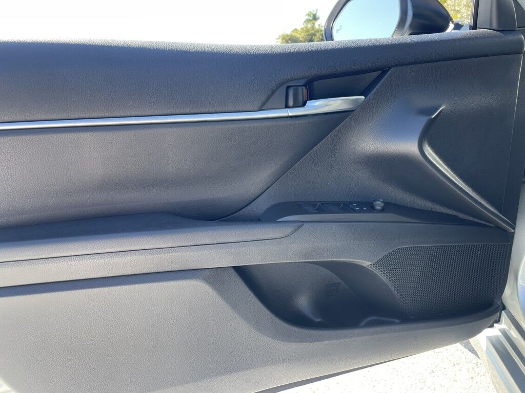 2022 Toyota Camry SE NIGHTSHADE EDITION~1 OWNER, CLEAN CARFAX~ONLINE FINANCE AND SHIPPING AVAILABLE!!!!! Sarasota FL