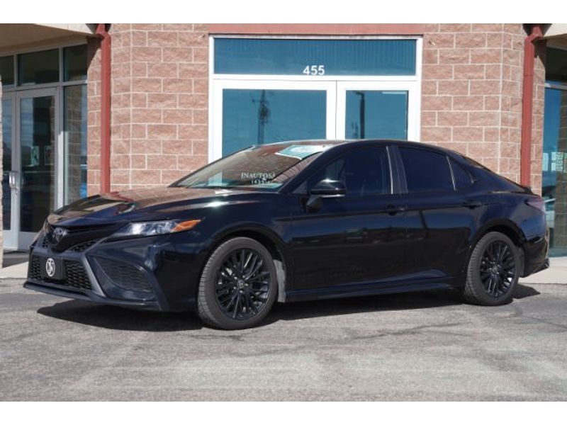 2022 Toyota Camry SE Nightshade
