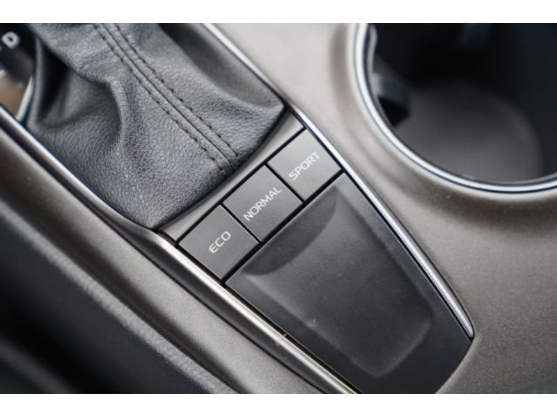 2022 Toyota Camry SE Nightshade Price UT