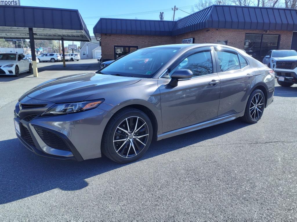 2022 Toyota Camry SE Roanoke VA
