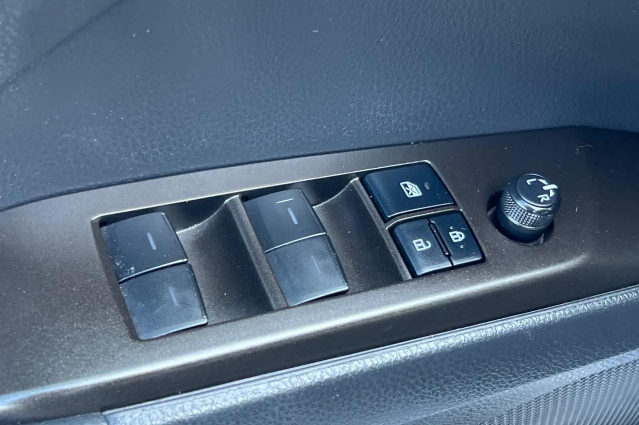 2022 Toyota Camry SE Roseville CA