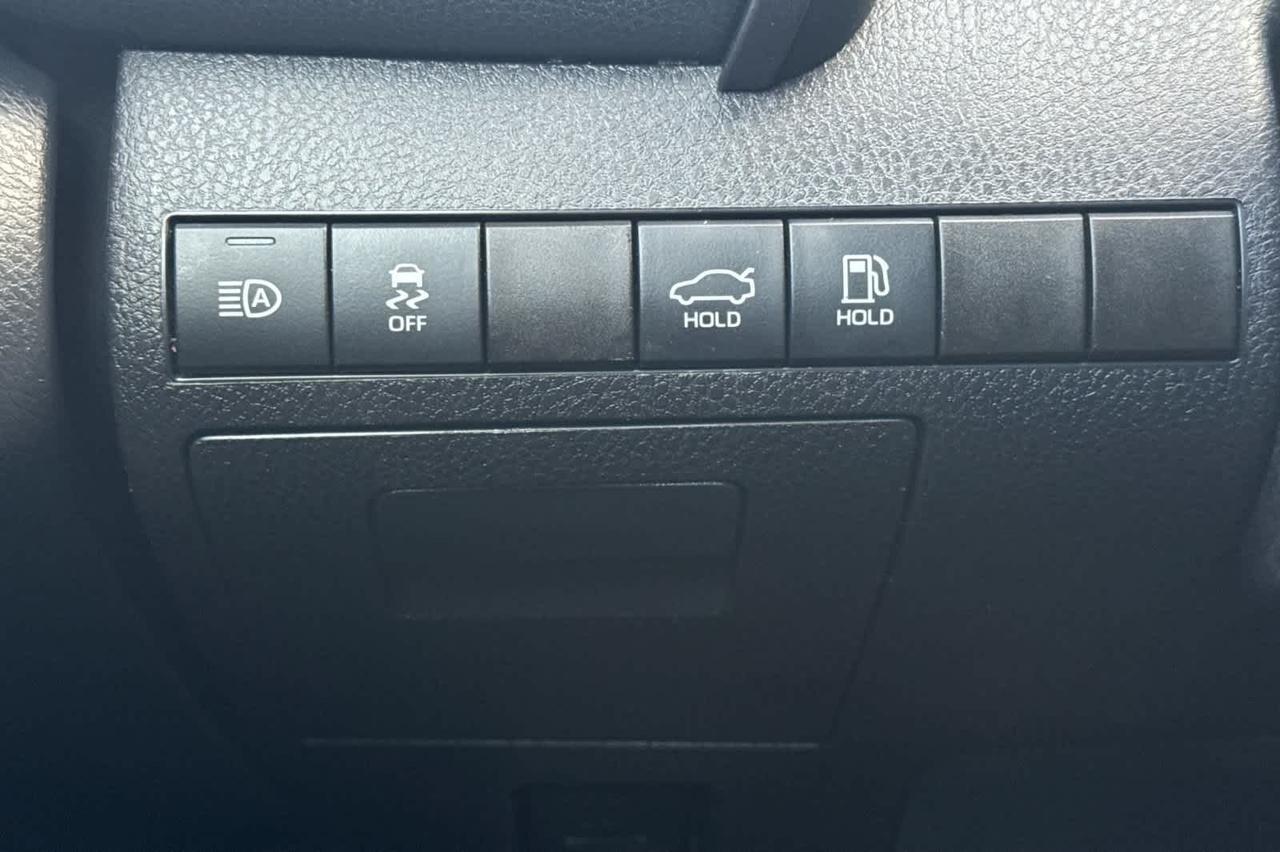 2022 Toyota Camry SE Roseville CA