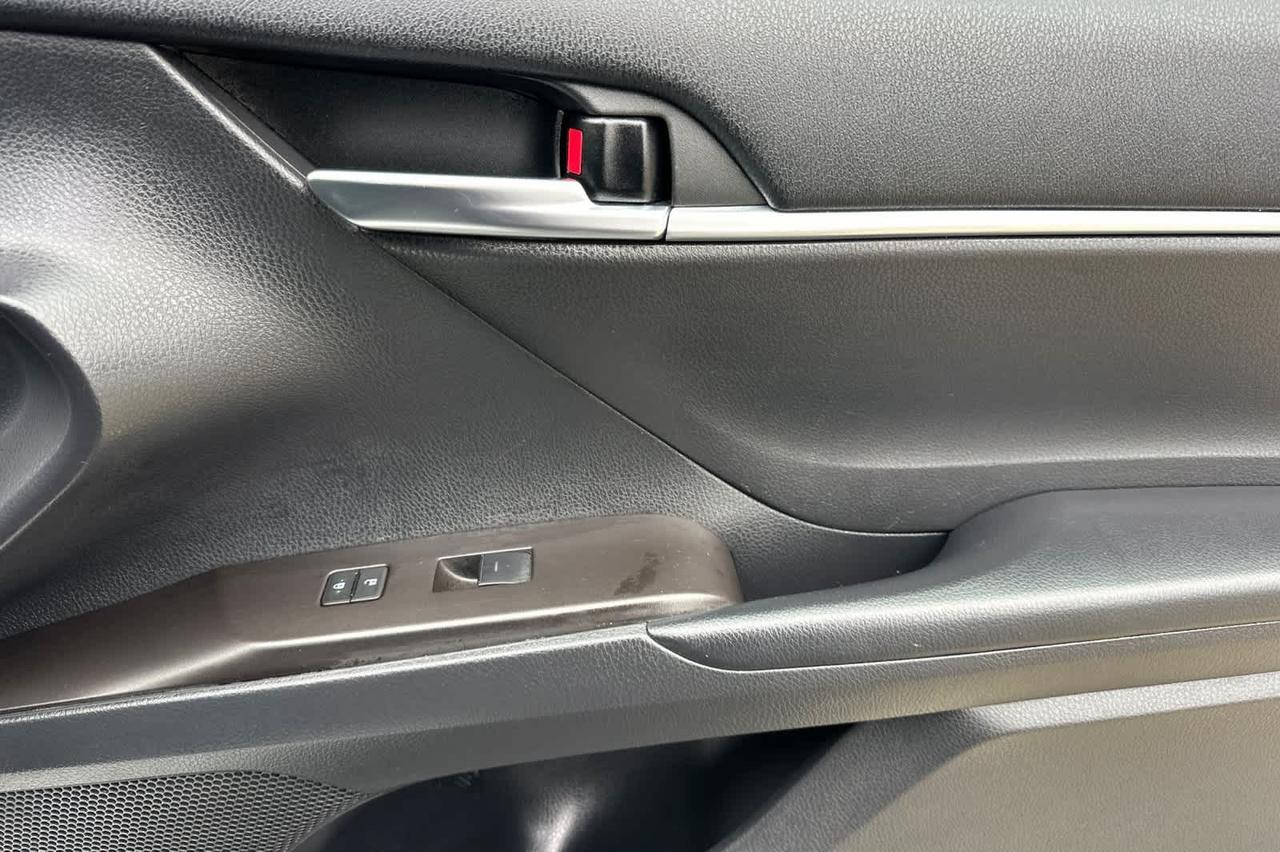 2022 Toyota Camry SE Roseville CA