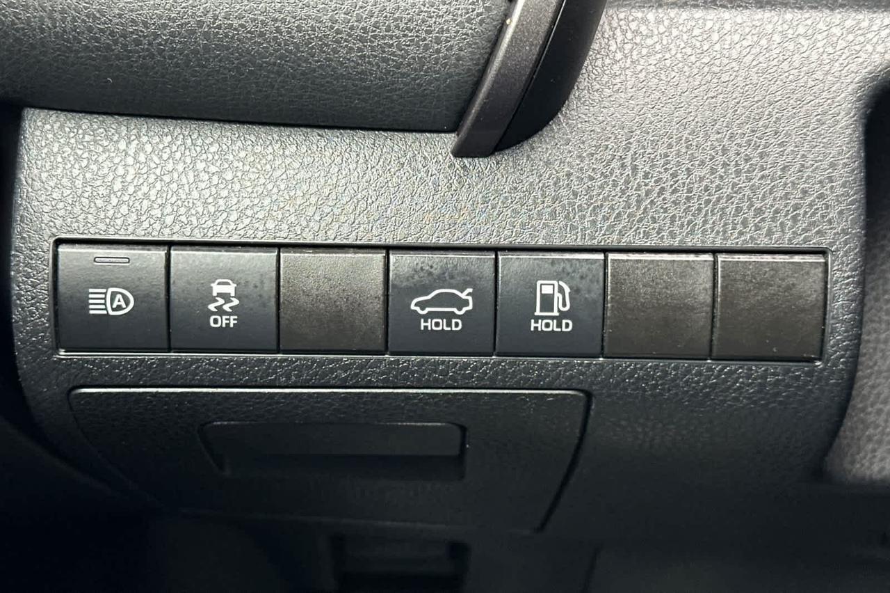 2022 Toyota Camry SE Roseville CA