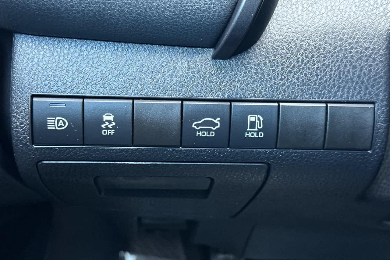 2022 Toyota Camry SE Roseville CA