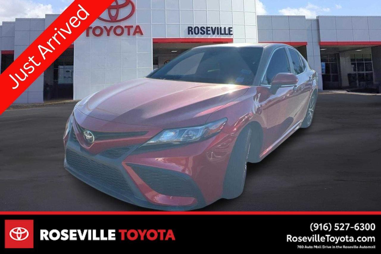 2022 Toyota Camry SE