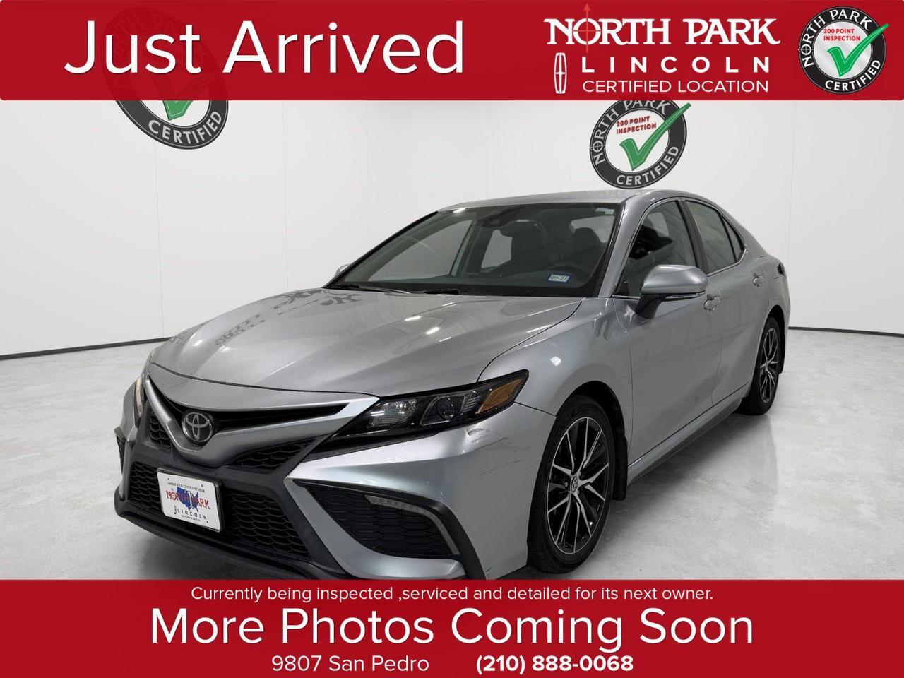 2022 Toyota Camry SE