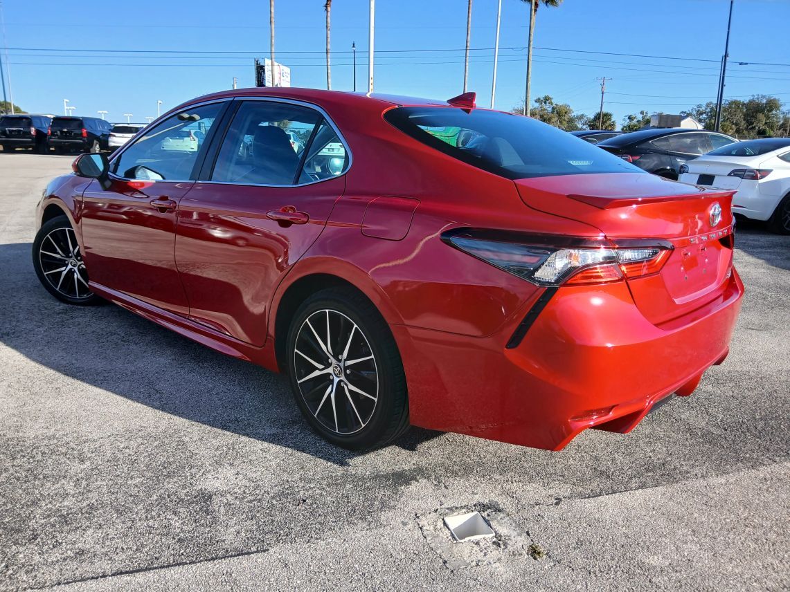 2022 Toyota Camry SE Sedan 4D Maitland FL