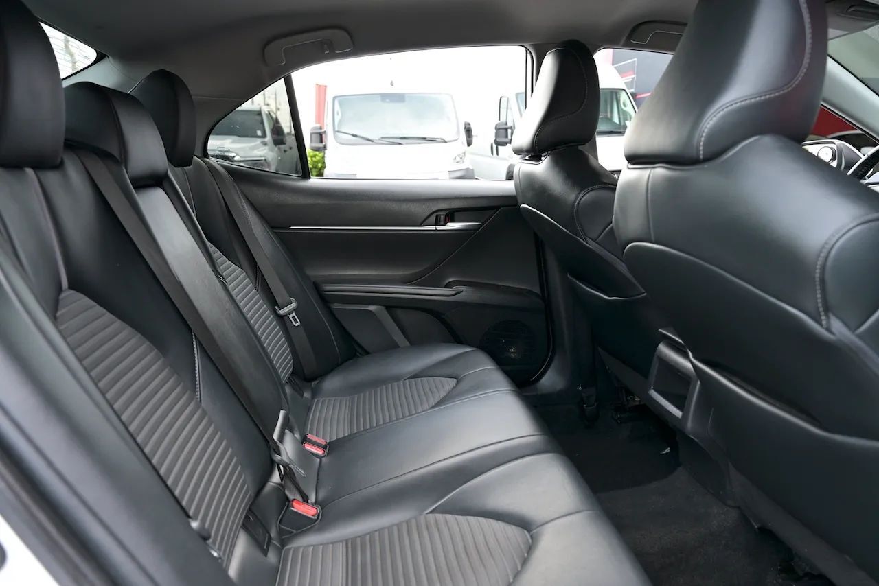 2022 Toyota Camry SE Sedan 4D Doral FL