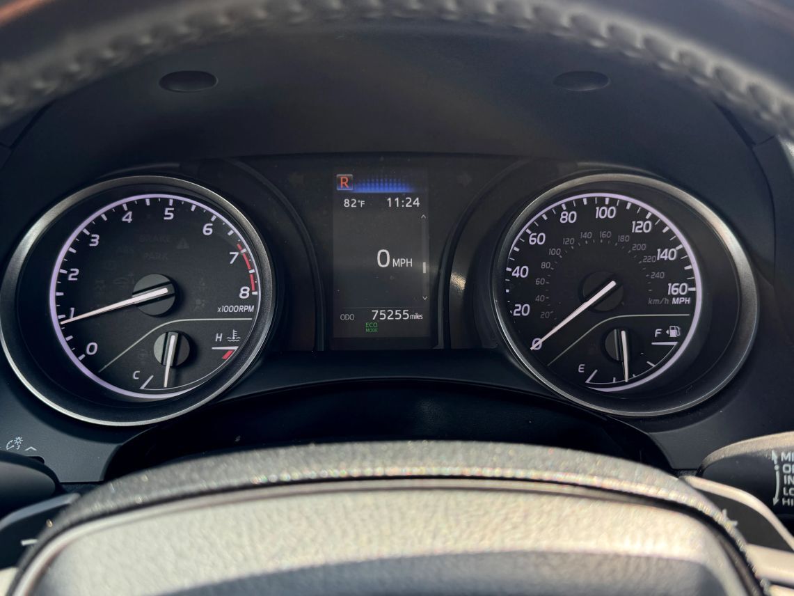 2022 Toyota Camry SE Sedan 4D