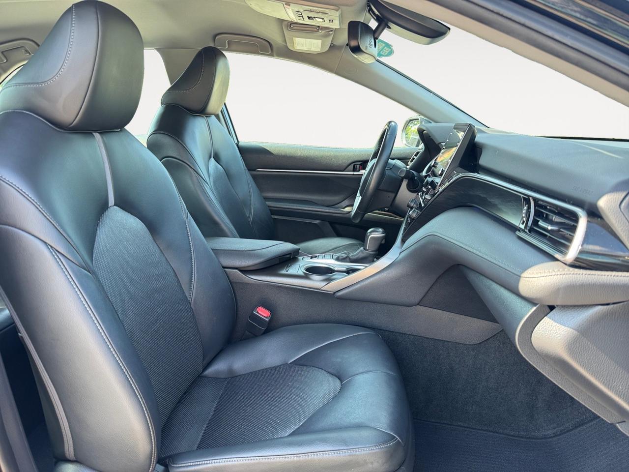 2022 Toyota Camry XLE, LEATHER HEATED SEATS, BLUETOOTH, WIFI CAPABLE, WIRELESS CHARGING PAD, KEYLESS ENTRY & START, CLEAN CARFAX 1-OWNER VEHICLE, THIS CAR IS CLEAN AND RELIABLE, DONT MISS THIS DEAL!!! Norfolk VA