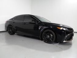 2022_Toyota_Camry XSE_*ADAPTIVE CRUISE, SAFETY ALERTS, BACKUP-CAMERA, COLOR TOUCHSCREEN, LEATHER, HEATED SEATS, KEYLESS ENTRY, 19 INCH ALLOYS, BLUETOOTH, ANDROID & APPLE_ Round Rock TX