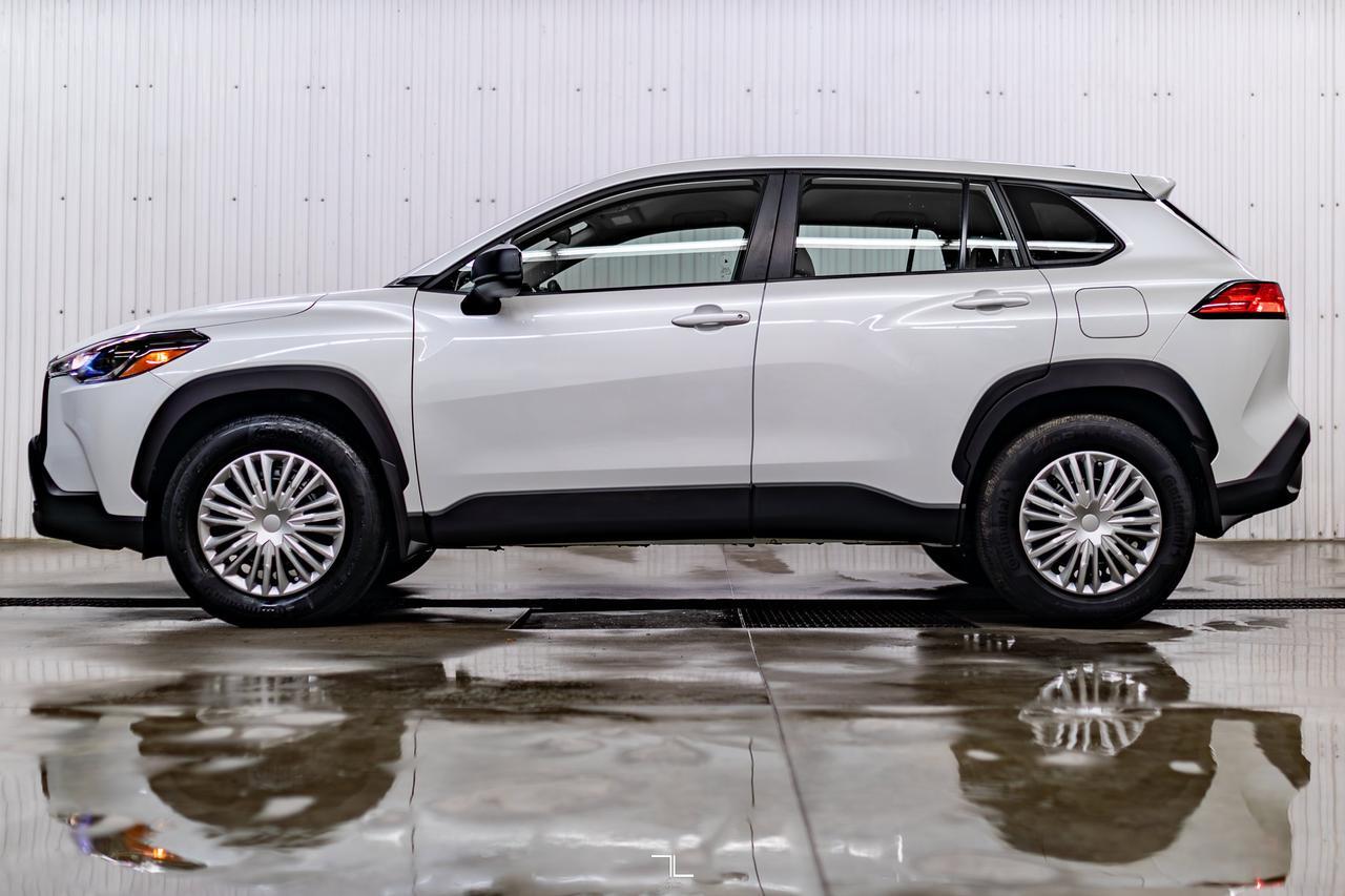 2022 Toyota Corolla Cross AWD L BCam Red Deer AB