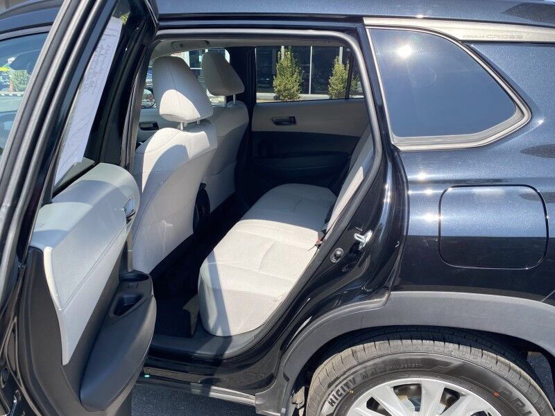 2022 Toyota Corolla Cross LE Bristol  PA