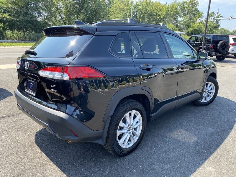 2022 Toyota Corolla Cross LE Bristol  PA