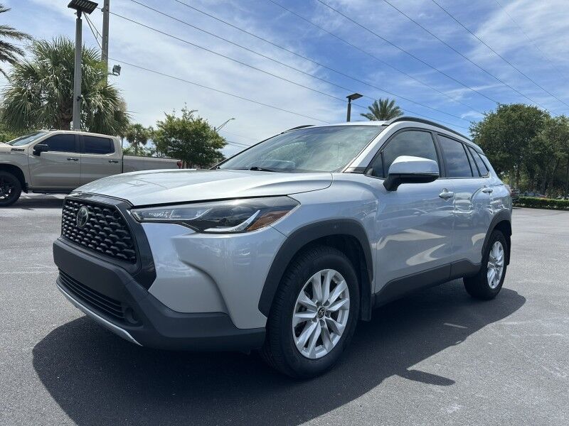 2022 Toyota Corolla Cross LE