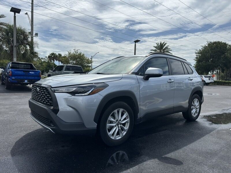 2022 Toyota Corolla Cross LE