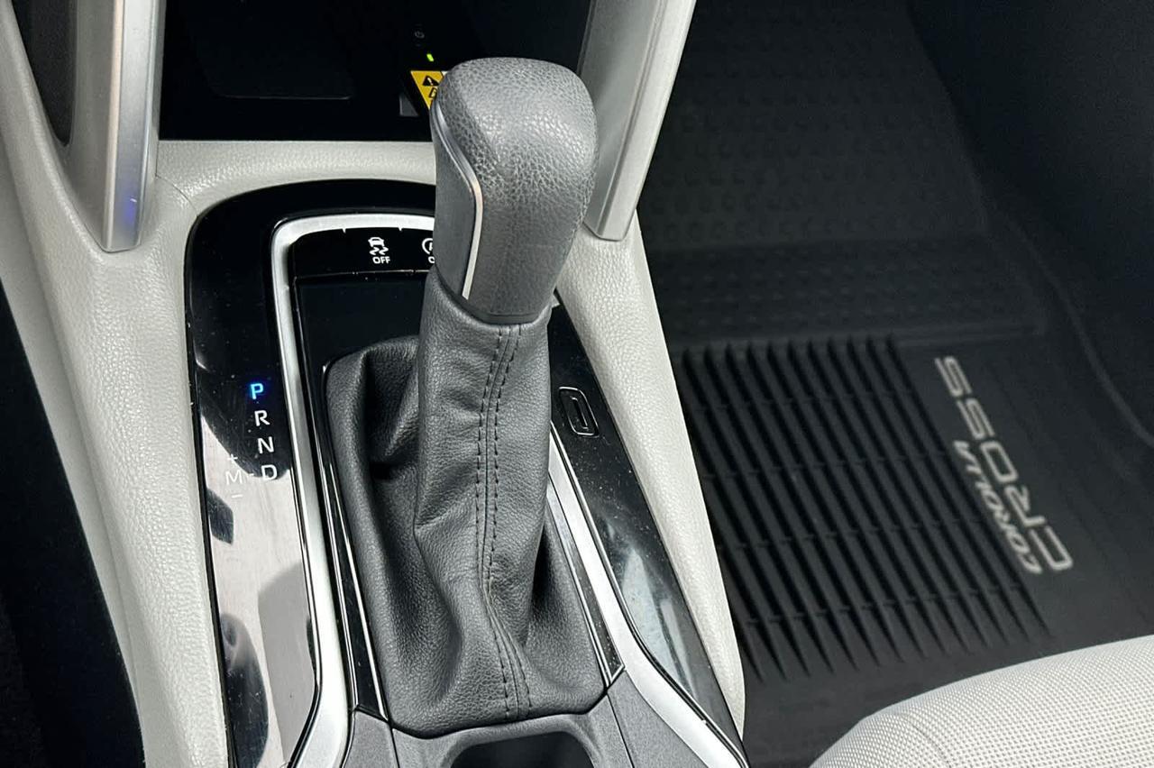 2022 Toyota Corolla Cross LE Roseville CA