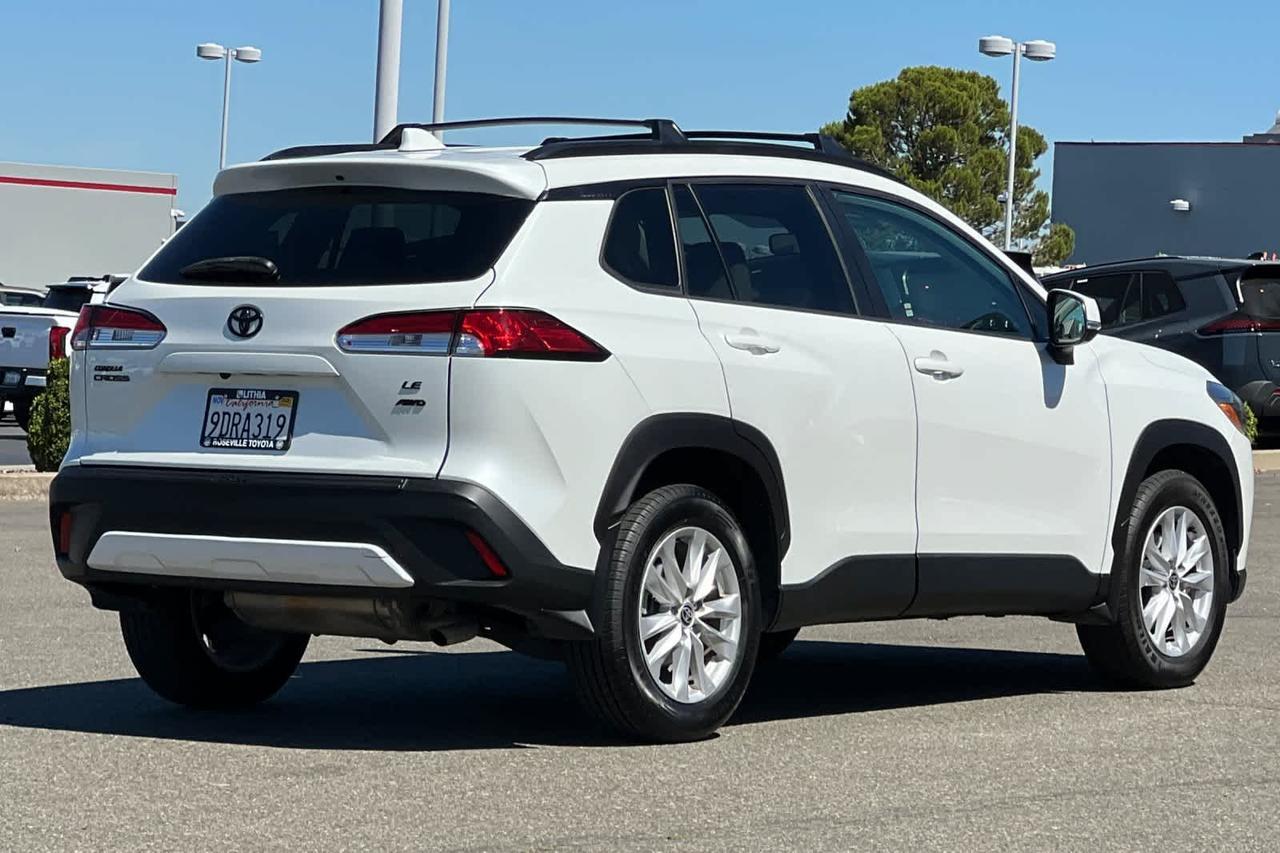 2022 Toyota Corolla Cross LE