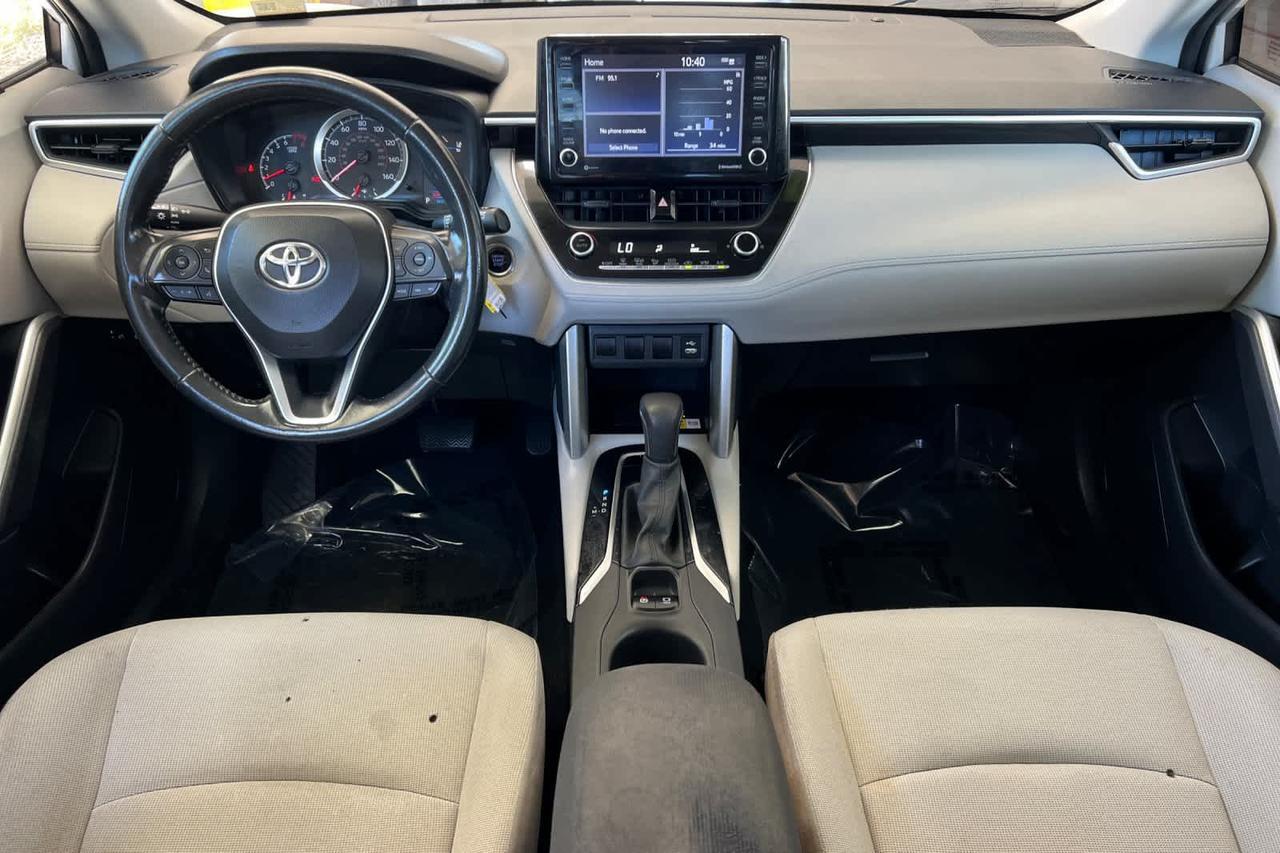 2022 Toyota Corolla Cross LE