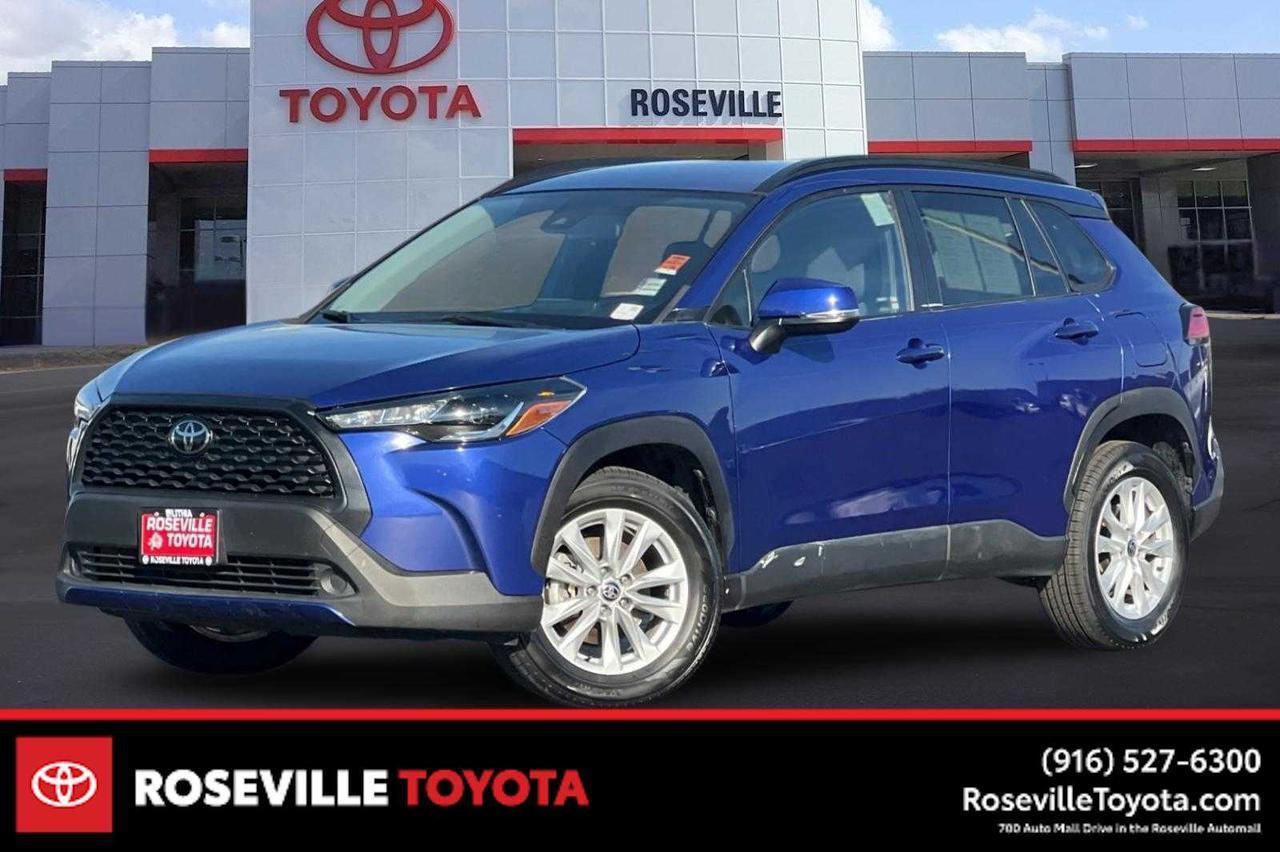 2022 Toyota Corolla Cross LE