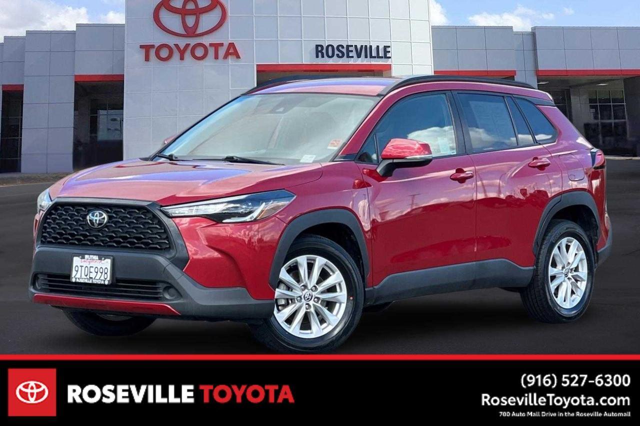 2022 Toyota Corolla Cross LE